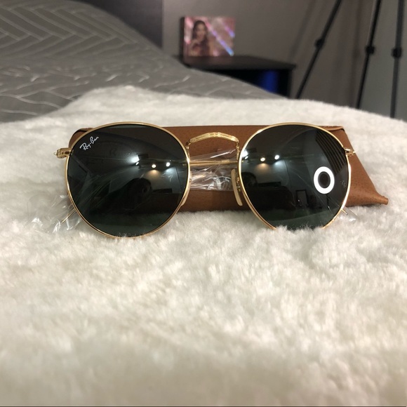 Ray-Ban Accessories - Ray-Ban classic round metal sunglasses